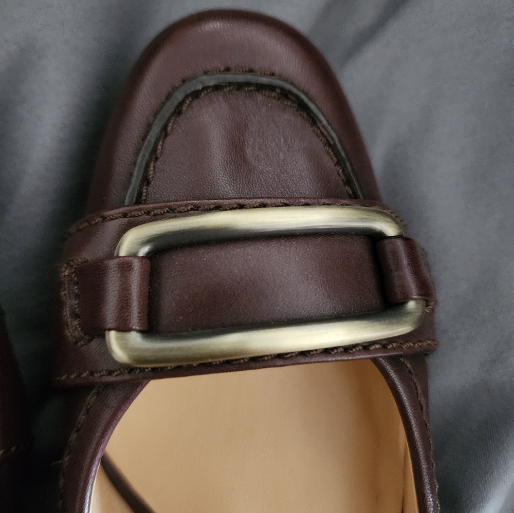Women's Cole Haan Slip On Round  Toe Buckle Brown 6.5 - Picture 3 of 12